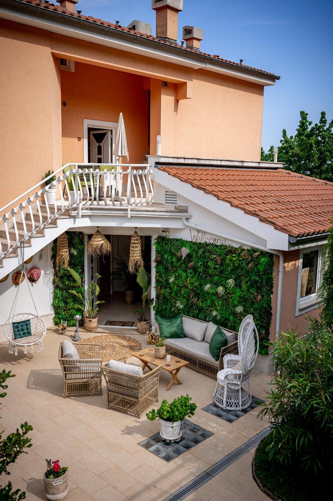 Villa Nada Lovran Exteriör bild
