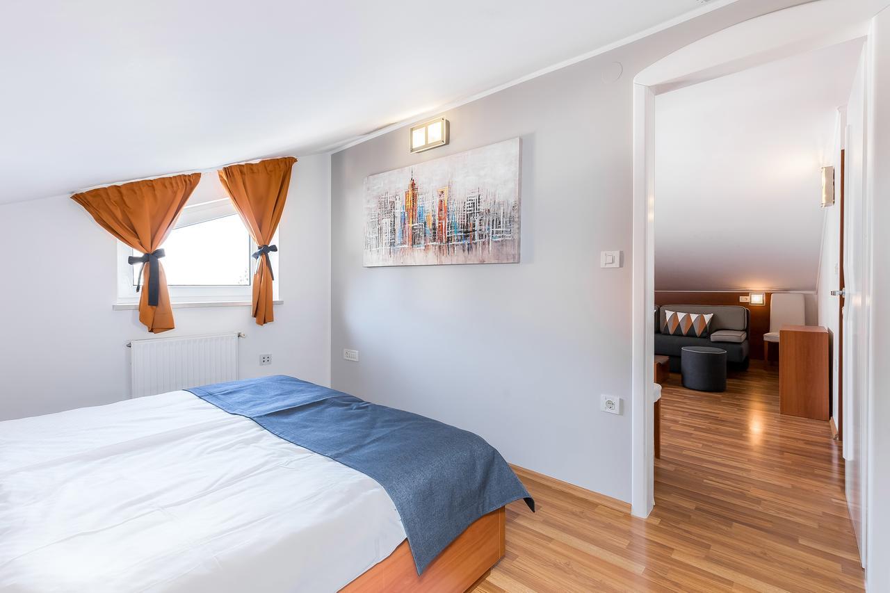 Villa Nada Lovran Exteriör bild