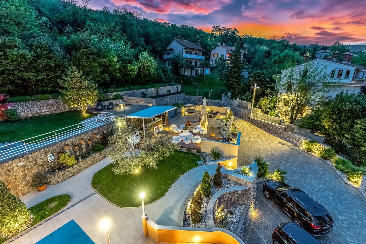 Villa Nada Lovran Exteriör bild