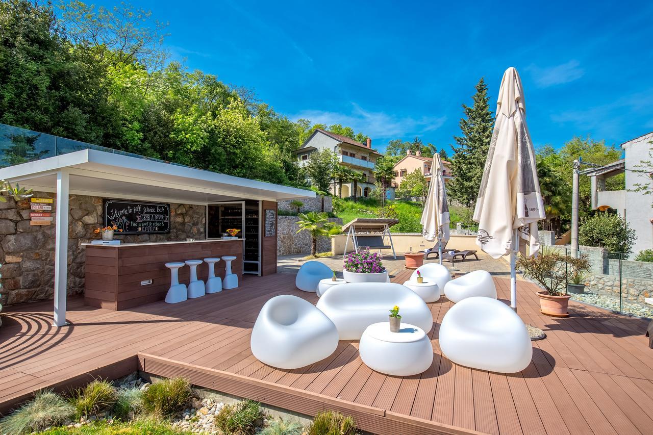 Villa Nada Lovran Exteriör bild